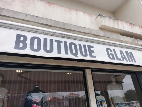Boutique Glam